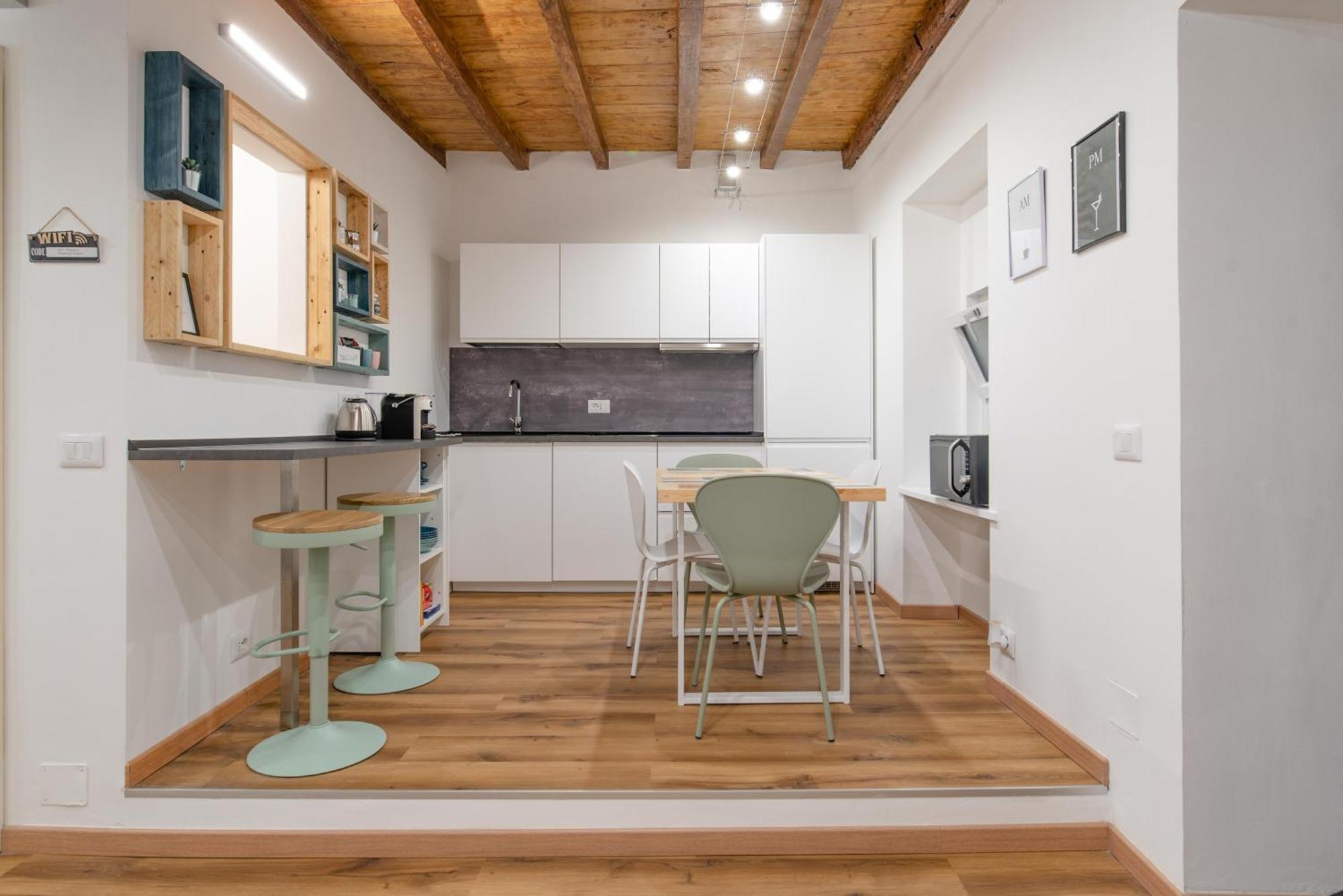 The Happyhouse, No Lift By Happyhostorino Apartment Luaran gambar