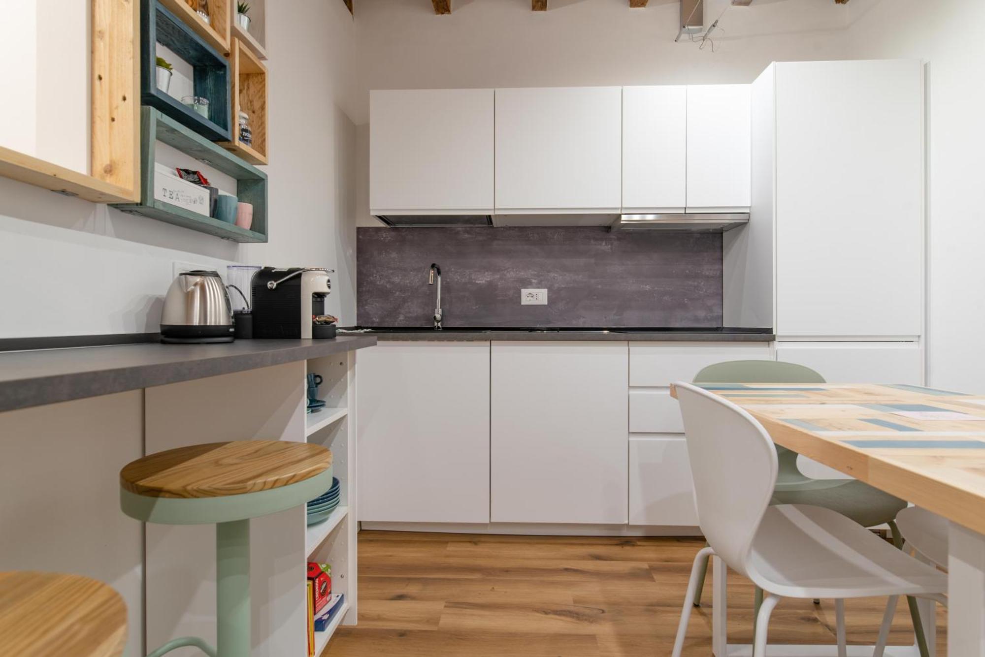 The Happyhouse, No Lift By Happyhostorino Apartment Luaran gambar