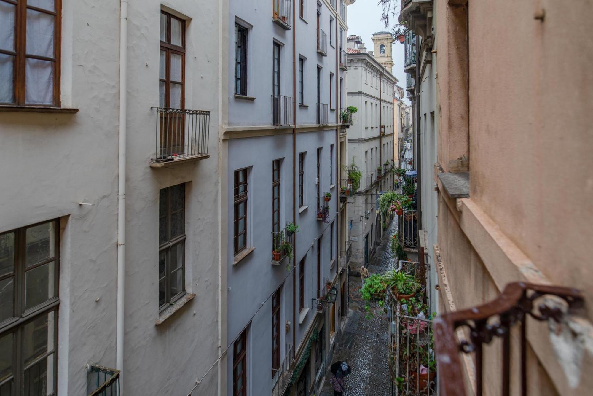The Happyhouse, No Lift By Happyhostorino Apartment Luaran gambar